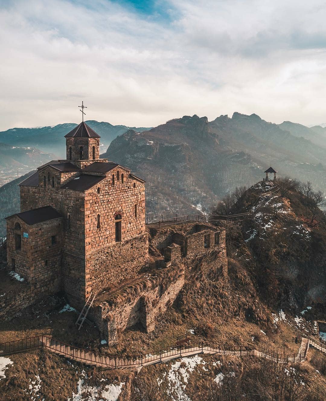 Храмовый комплекс Архыз Эльбрус Домбай