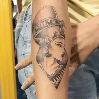Египетские женские татуировки