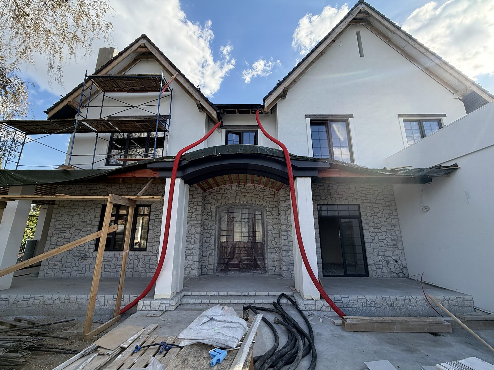 Частный дом 350 м²
