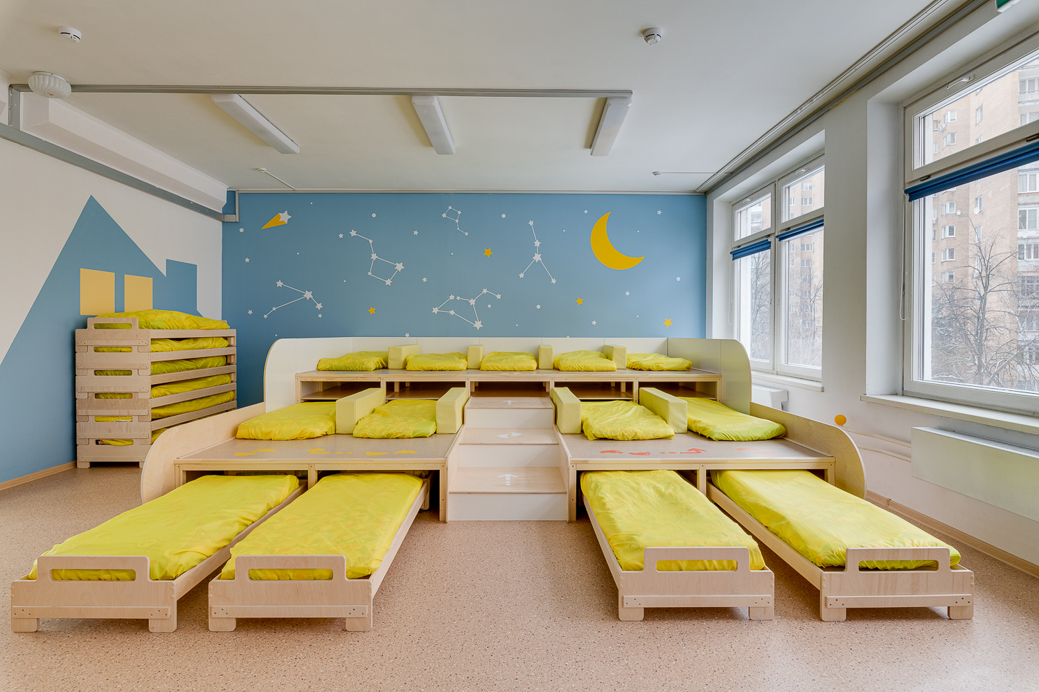 Кровати для детского сада: особенности выбора и расстановки