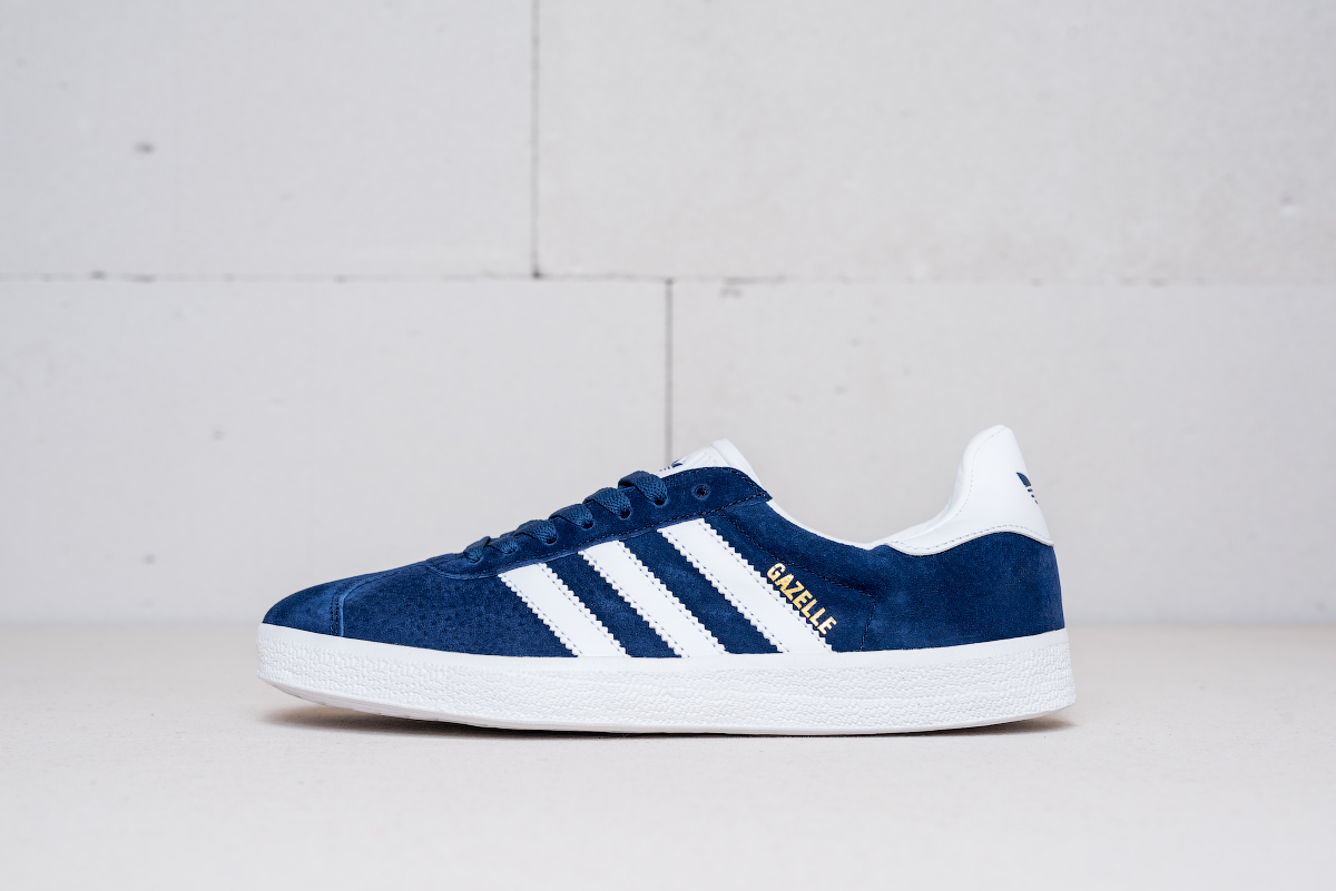 Артикул газели. Adidas gazelle og черные. Адидас газели желтые. Adidas gazelle 007. Артикул газели.
