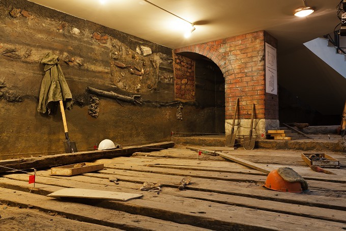 Раскопки в музее