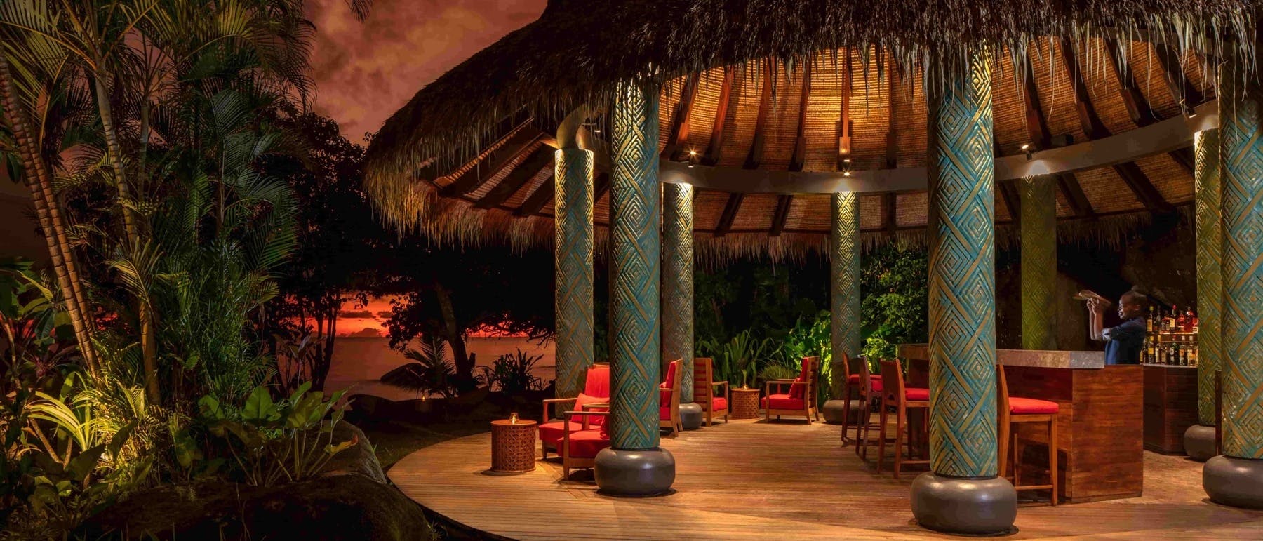 Sunset Pool Bar Anantara Maia