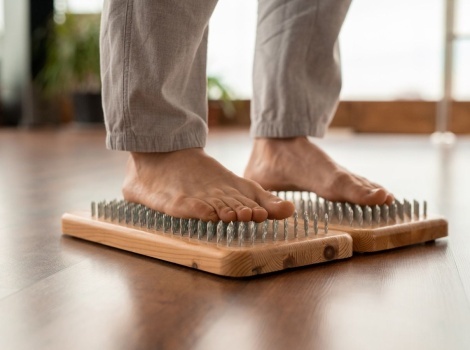 фото нанесения макияжа на лицо девушки 