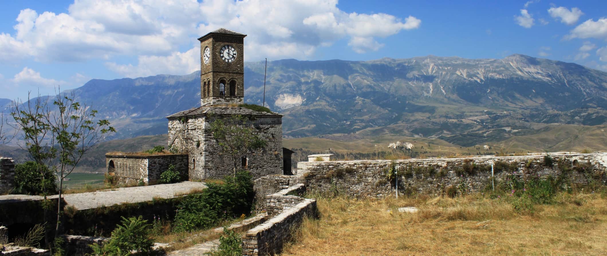 Албания история. Гирокастра Албания крепость. Крепость Гирокастра (Castle of Gjirokastra). Албания Гирокастра 2022.