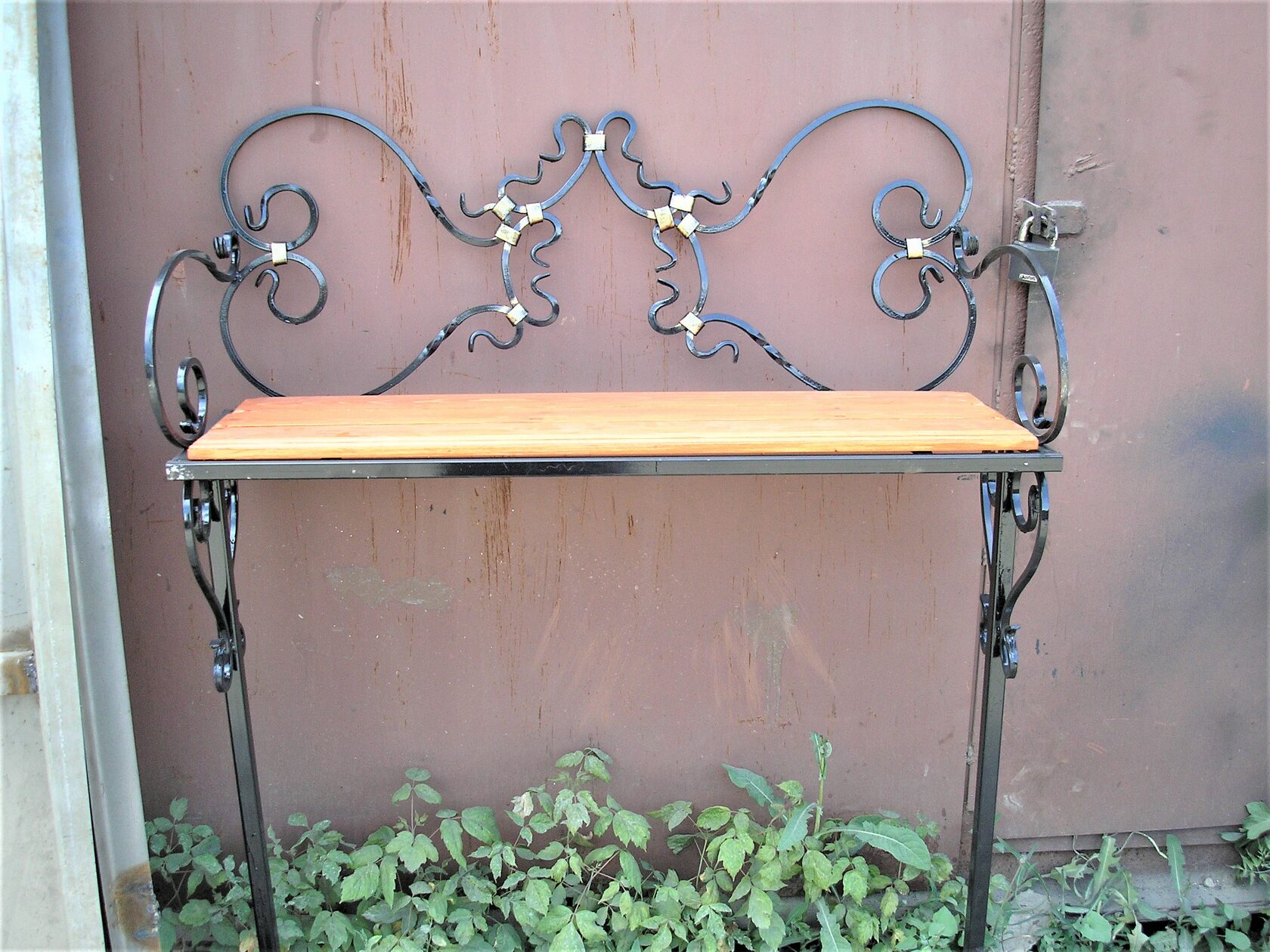 2 lavka. Стол и лавки из бревна. 2 lavka. 2 lavka. 2 lavka.