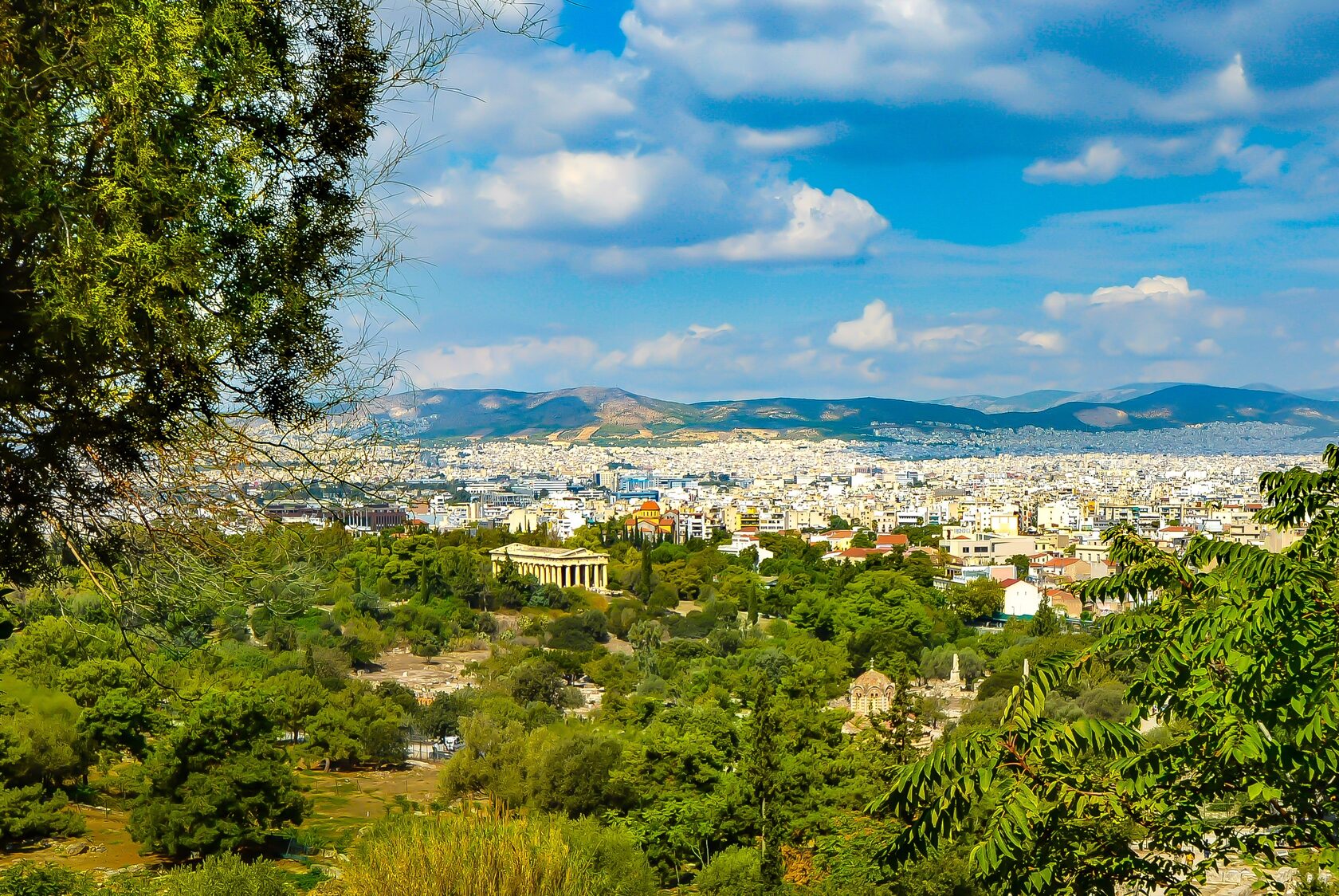 Греция столица Афины. Афины климат. Греция Афины фото. Афины окраины города.