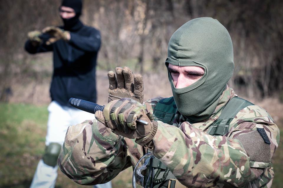 Ножевой бой разведчика Симкина