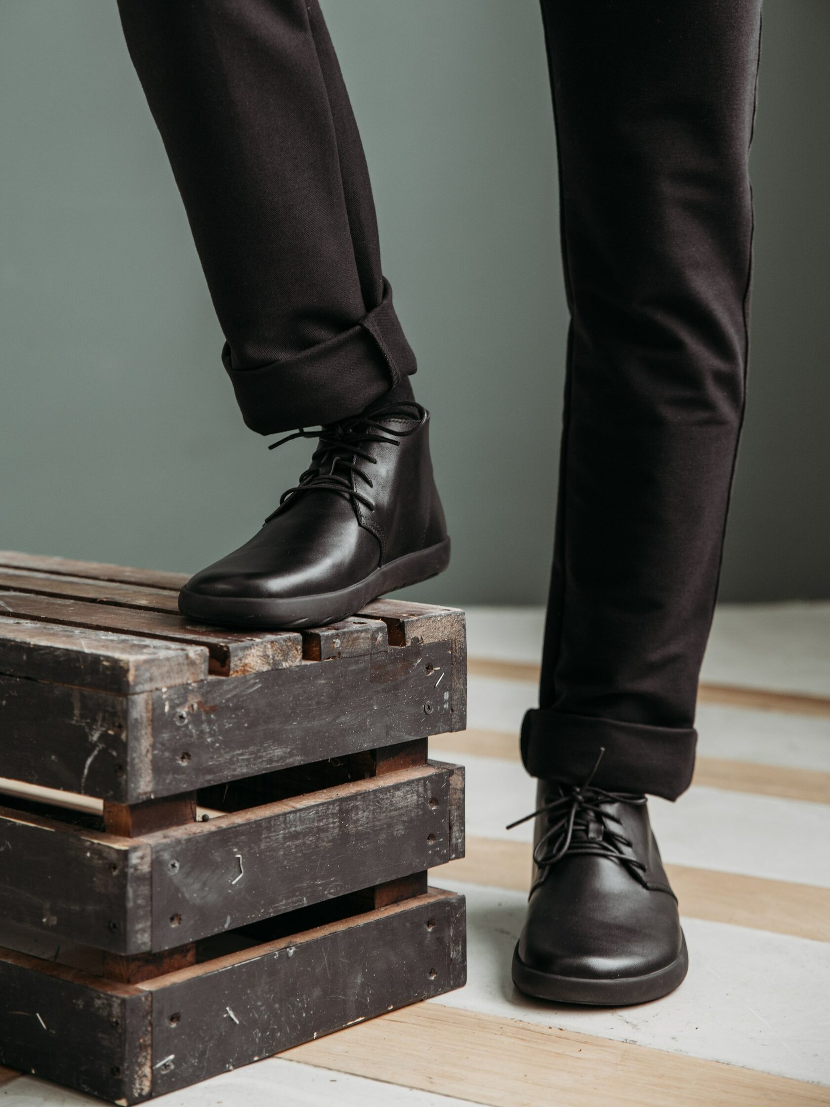 Комферсы - удобная минималистичная обувь с широким носком.