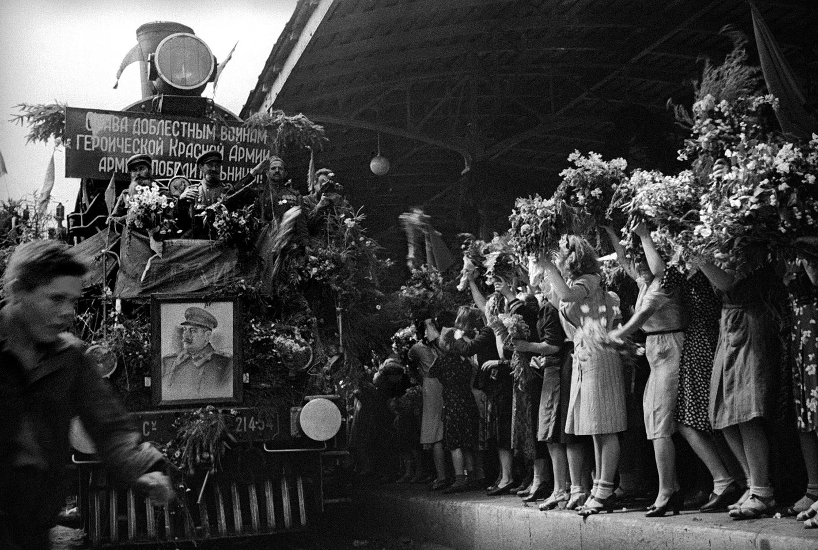 Поезд Победы 1945 белорусский вокзал