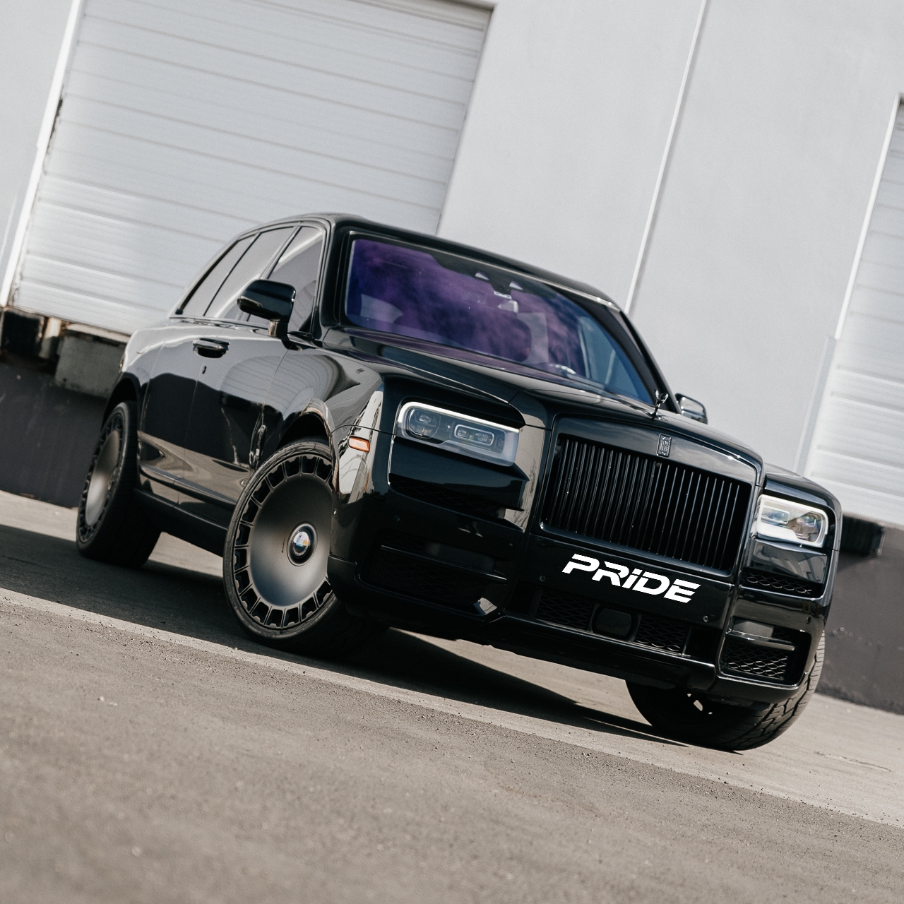 Rolls-Royce на дисках, фото с сайта PRIDE