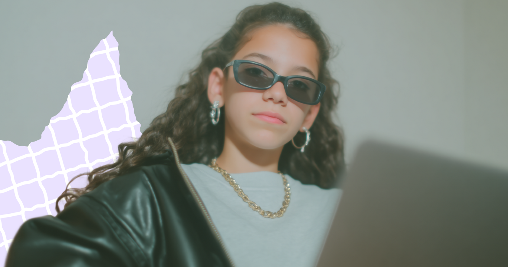 Adolescente crea un proyecto en Python y avanza hacia un nivel más complejo de programación.