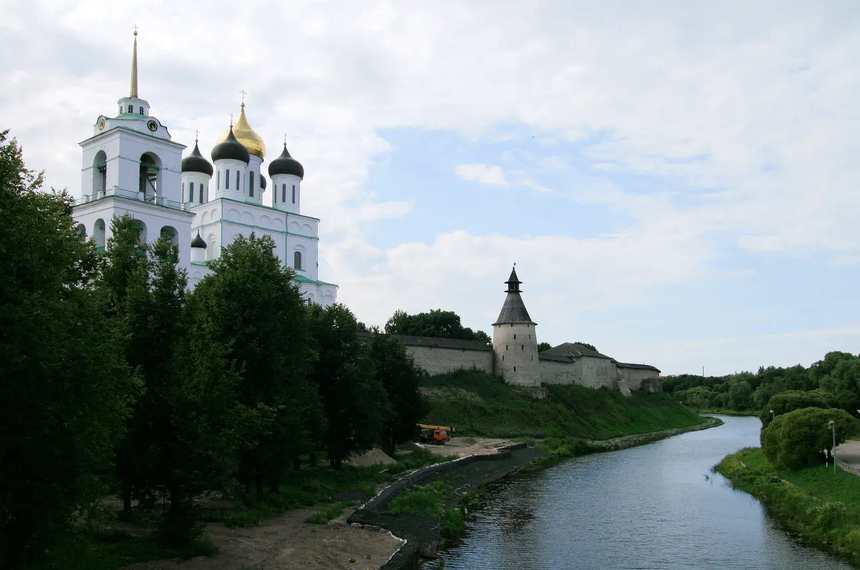 Контракт на СВО в Пскове: 800 000 ₽ при подписании