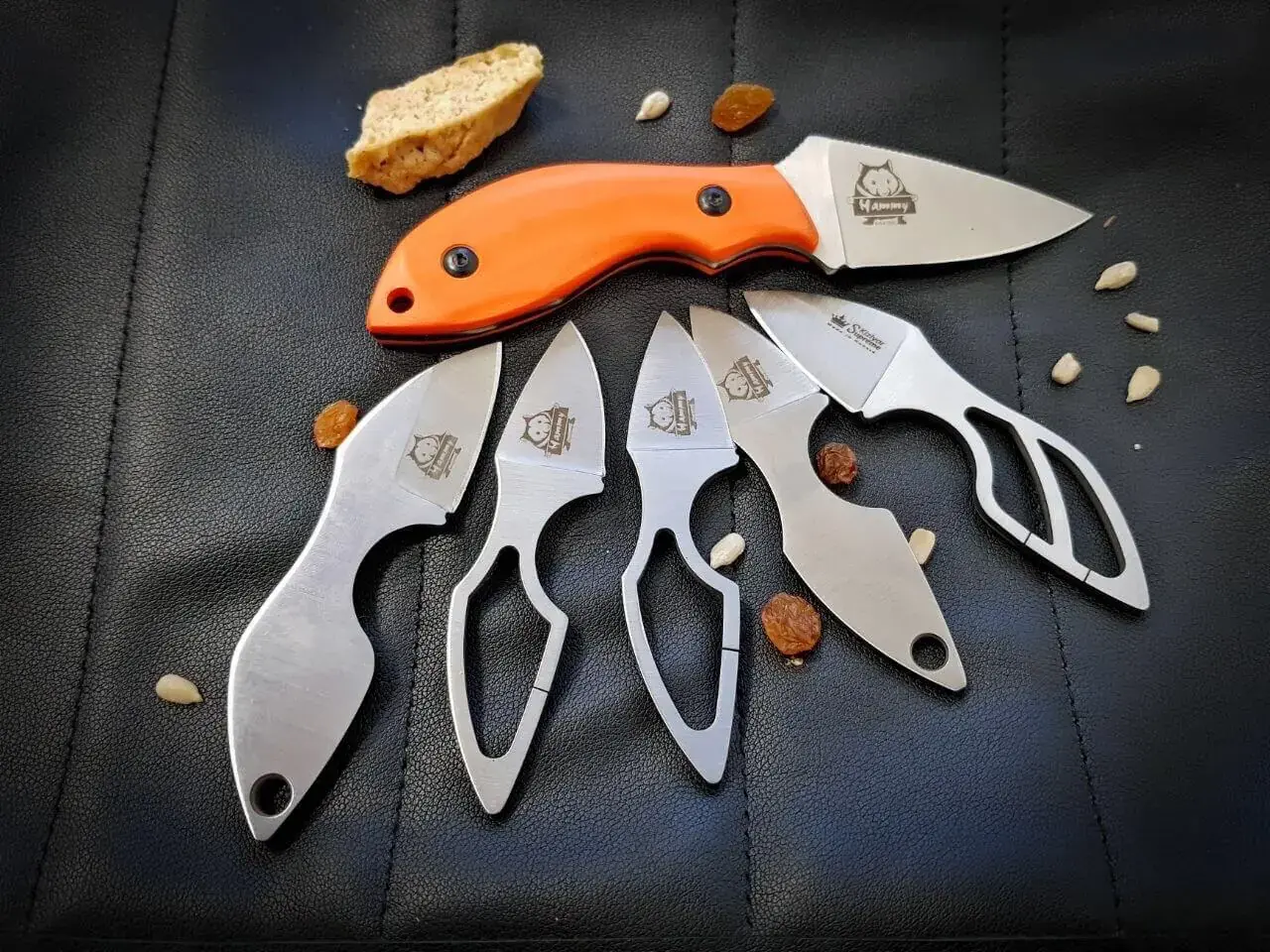 Hammy everyday fixed blade in outdoor use
