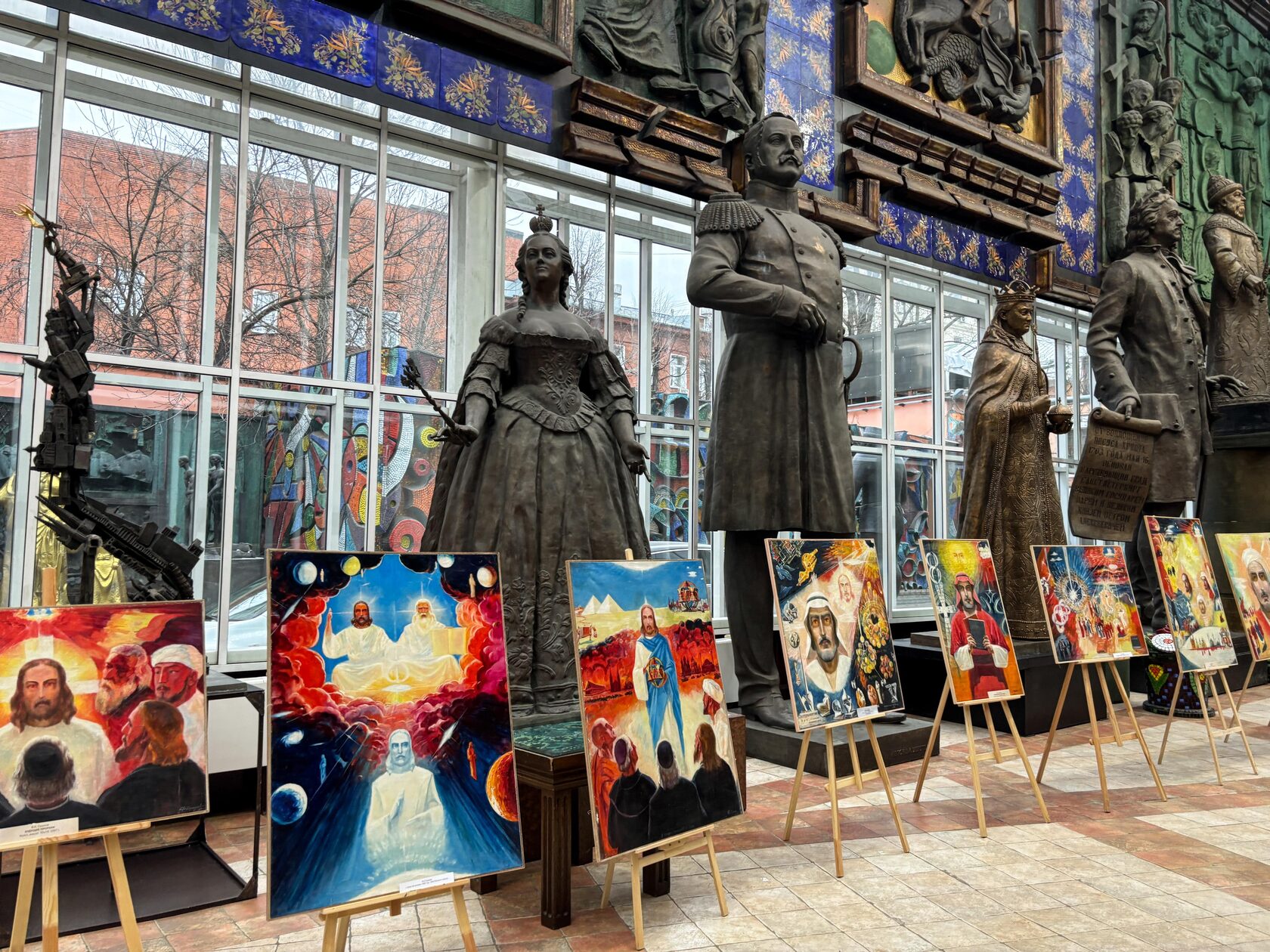 Монографическая выставка Ф. Сушкова в галерее Зураба Церетели