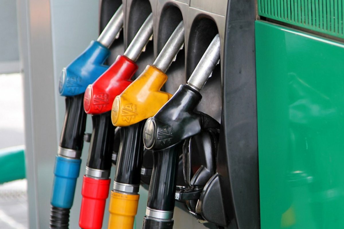 Бензин в узбекистане. Бензин излишки. Октис 2. Бензин излишки. Автомобильный бензин.