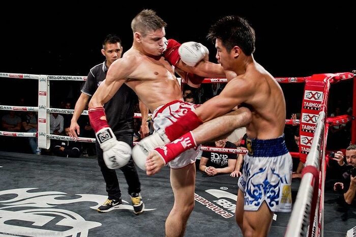  Venum Muay Thai/Kick Boxing Ankle Support Guard