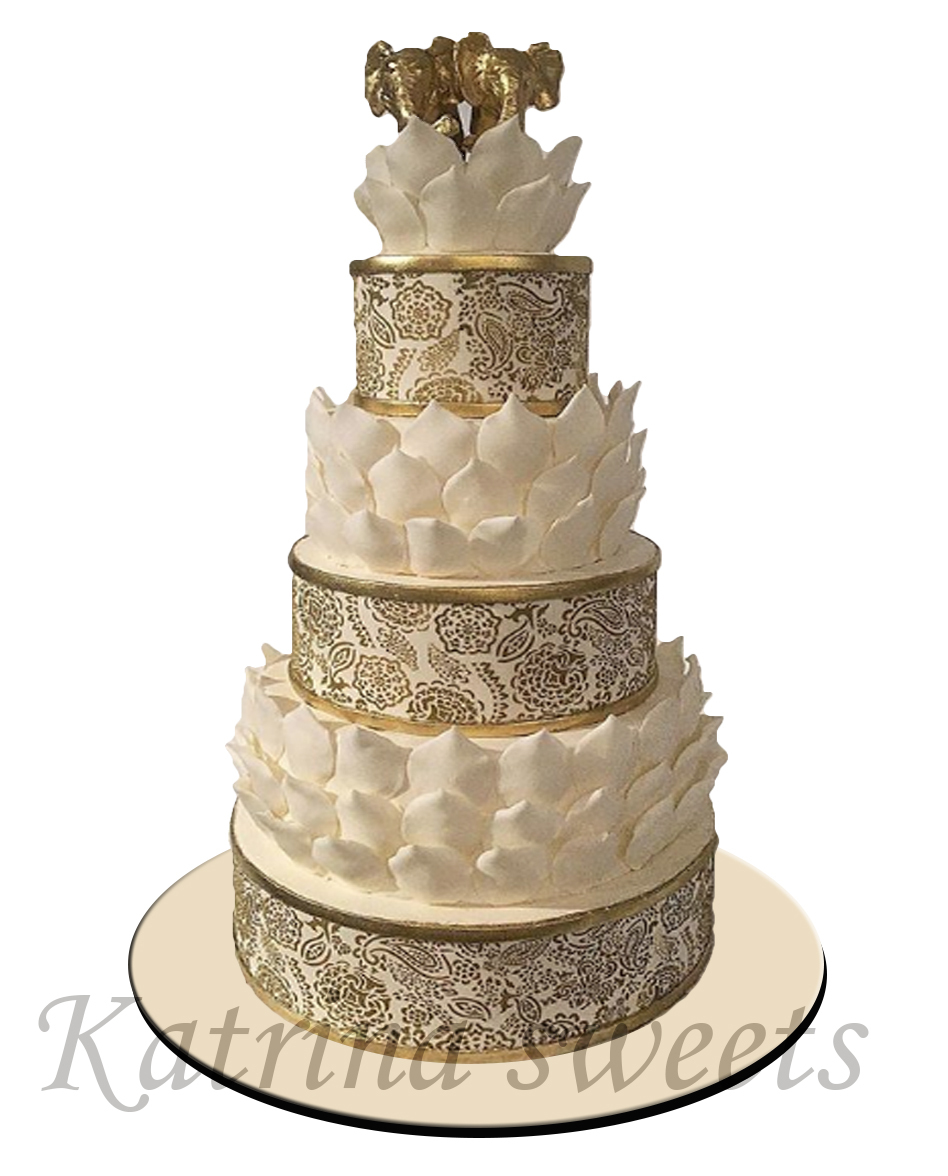 Wedding cake - Decorated Cake by House of Cakes Dubai - CakesDecor