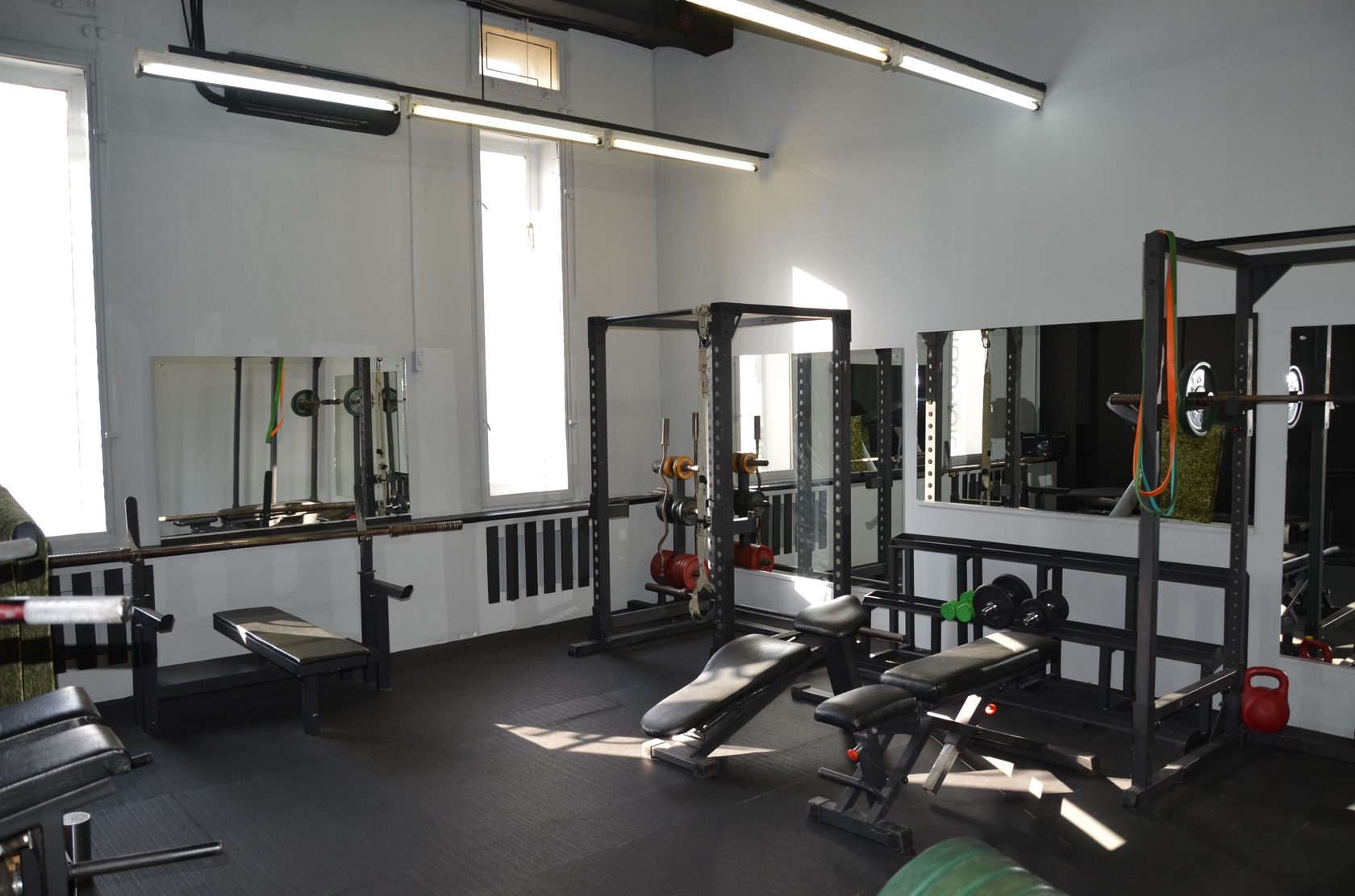 Спортивный практик. Фитнес зал с боксом Санкт Петербург. Зал для Практик на улице.