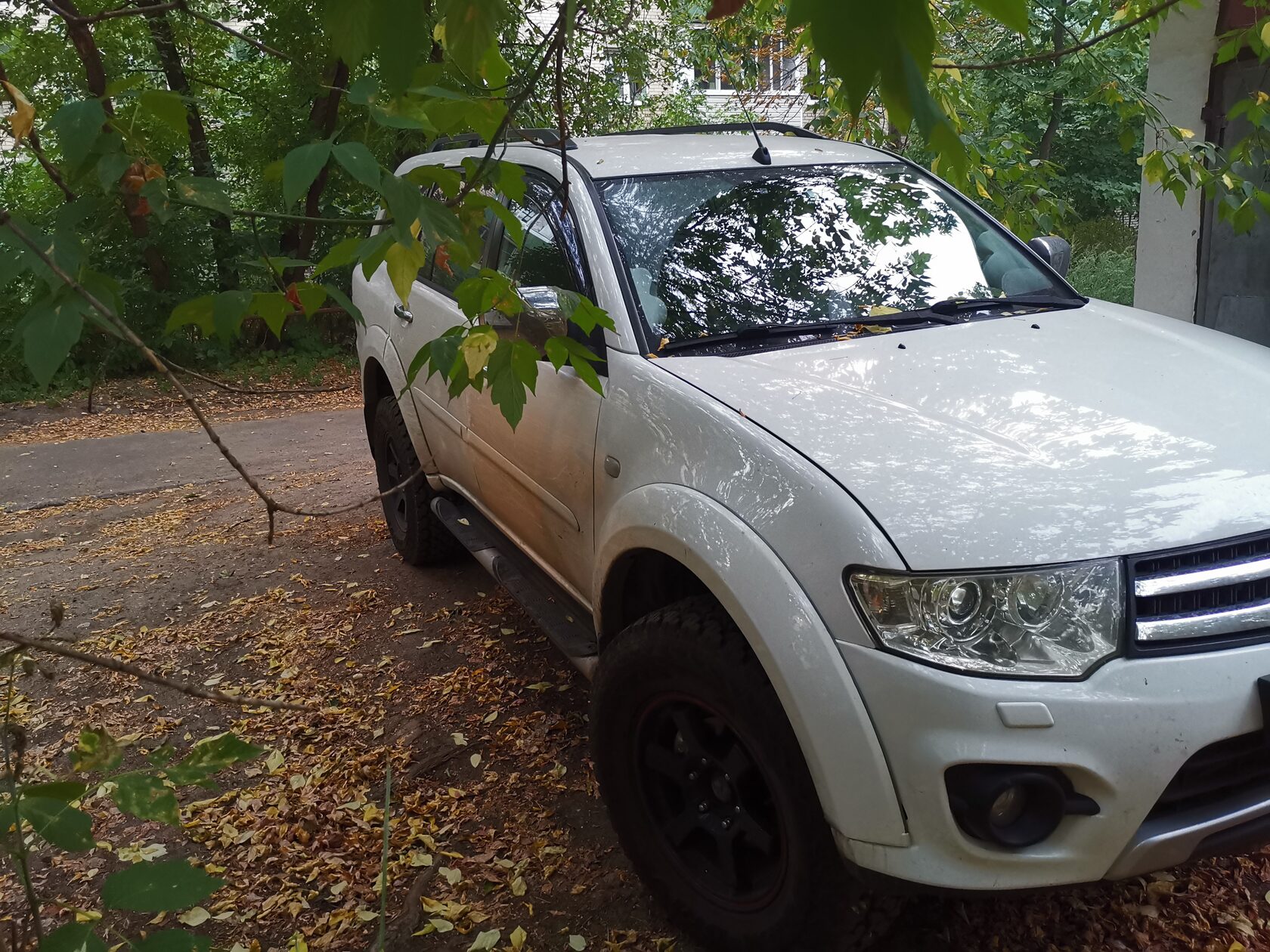 автозвук Mitsubishi Pajero Sport  2