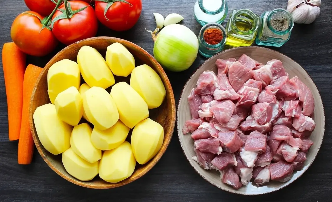 ингредиенты для свинины с картошкой в афганском казане