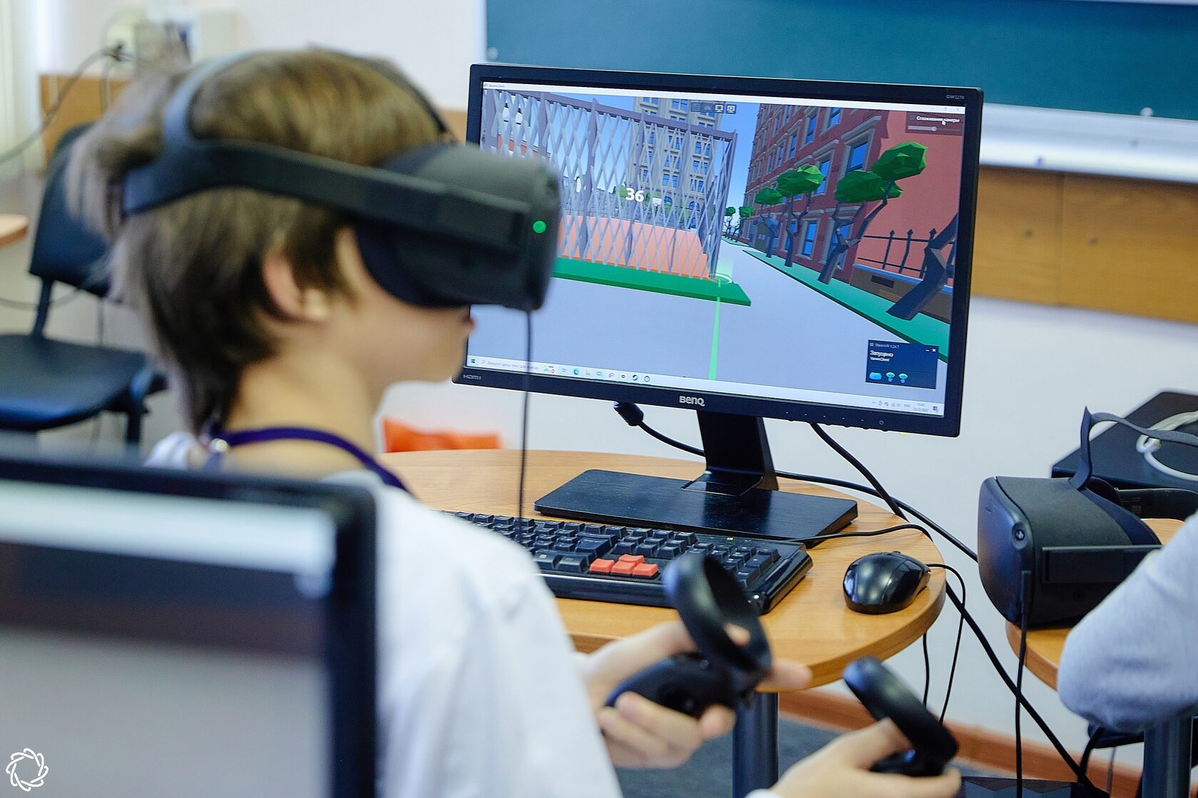 Курс ar. Платформа Varwin Education. Маскот Varwin Education. Как разрабатывать VR приложения школа. Physics course in VR «Magnetism»..