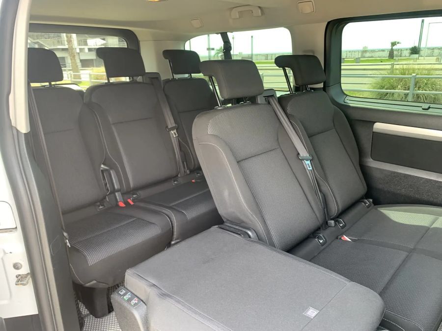 салон минивэна в Сочи Citroen SpaceTourer 7 мест