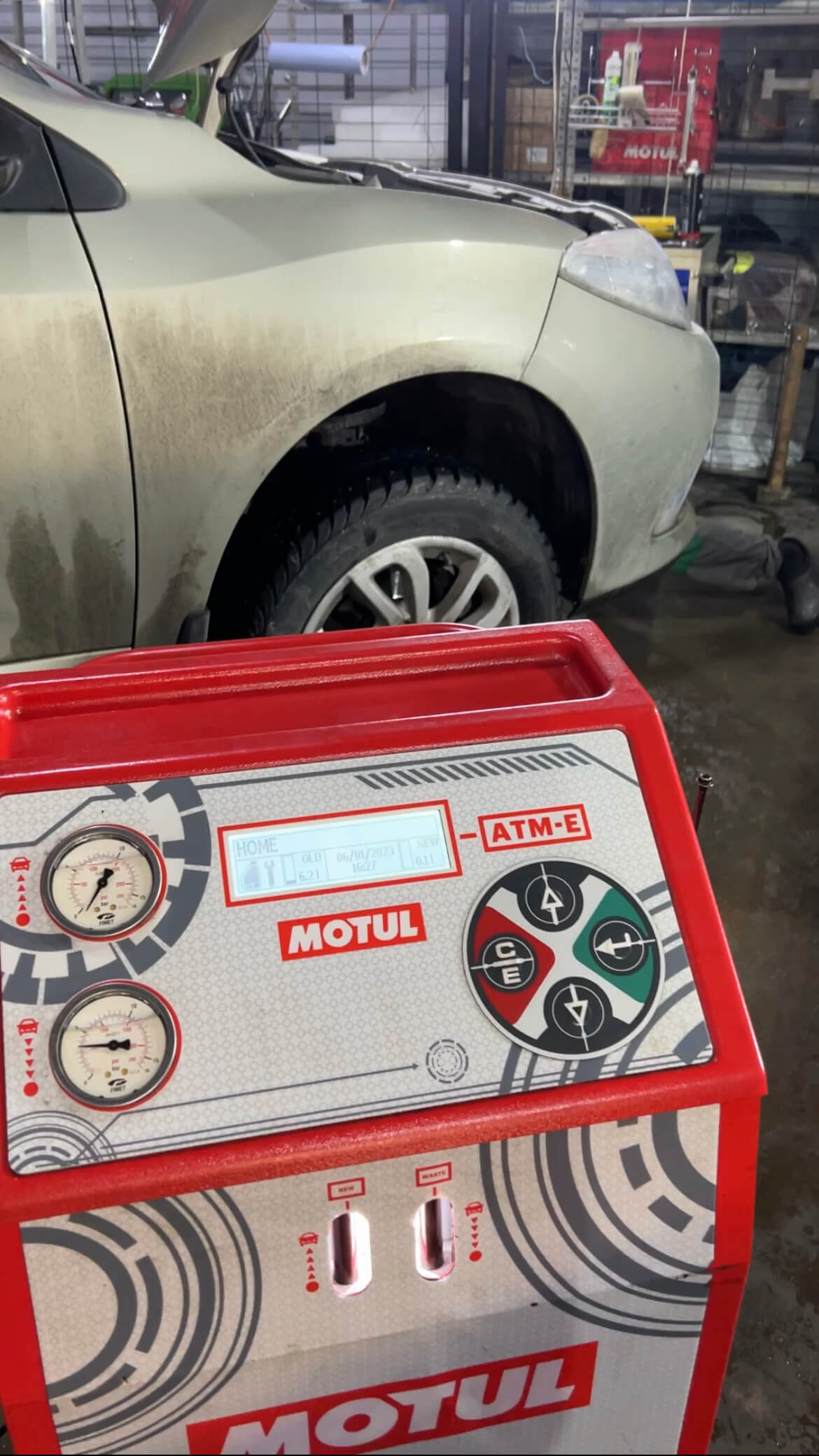 Проверка давления масла и состояния жидкости