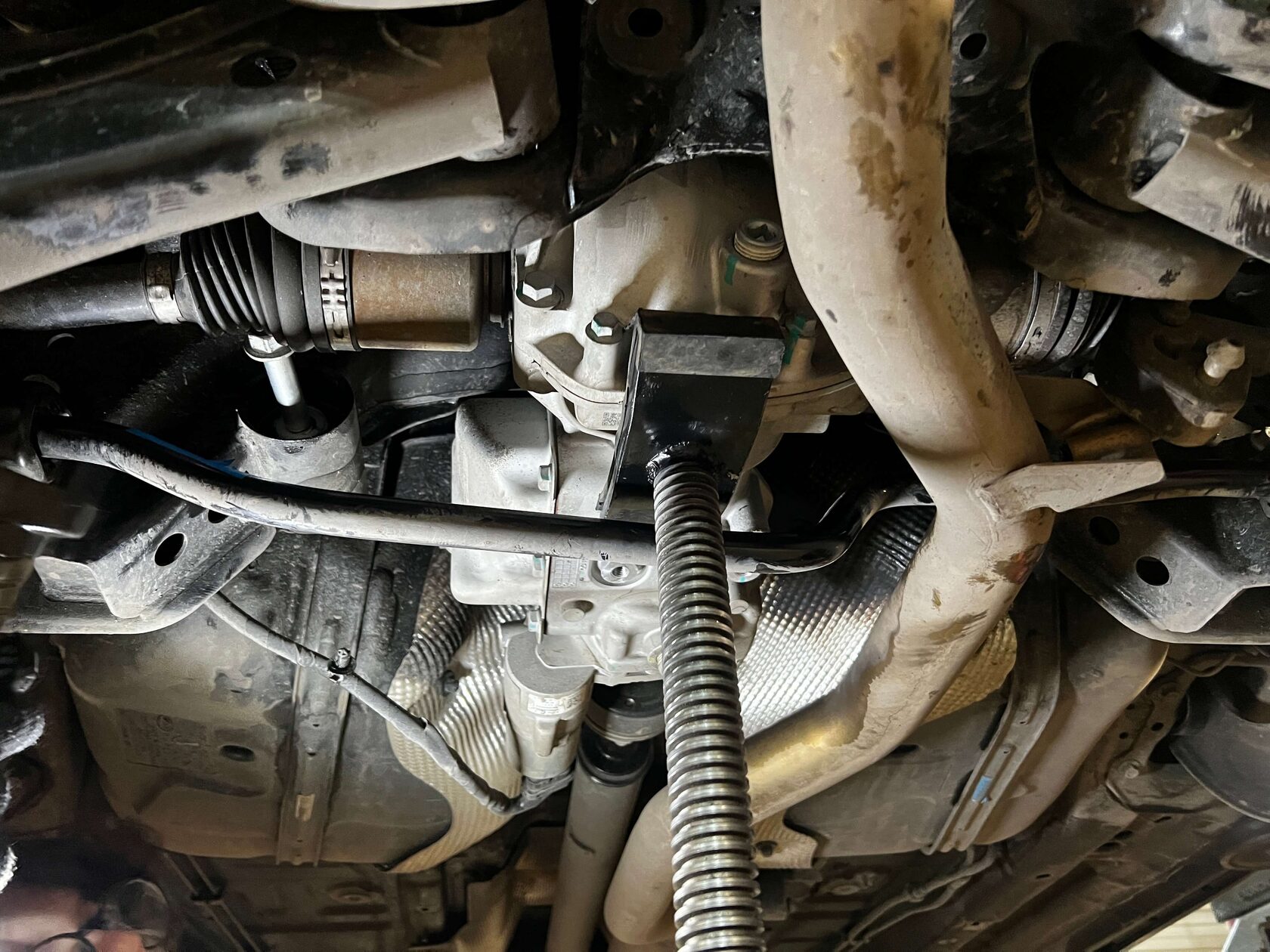 Фиксация редуктора стойкой