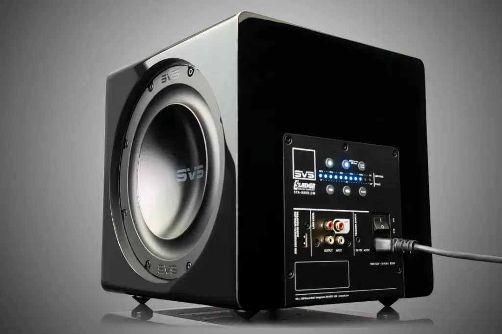SVS 3000 Micro R сабвуфер