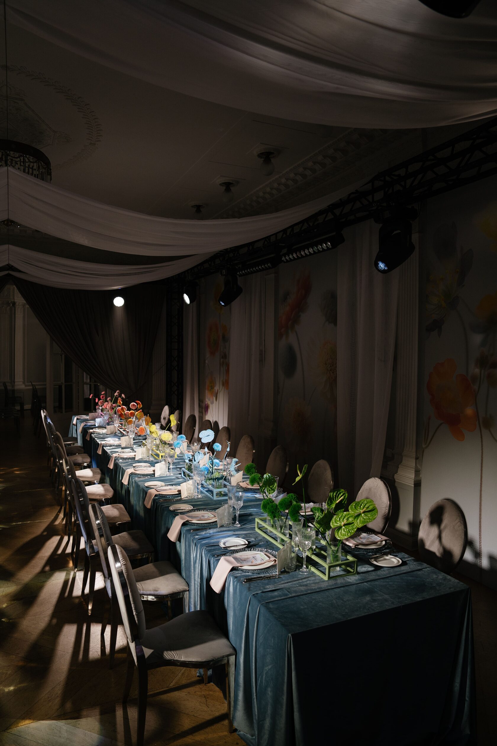 свет и пространство свадебного зала