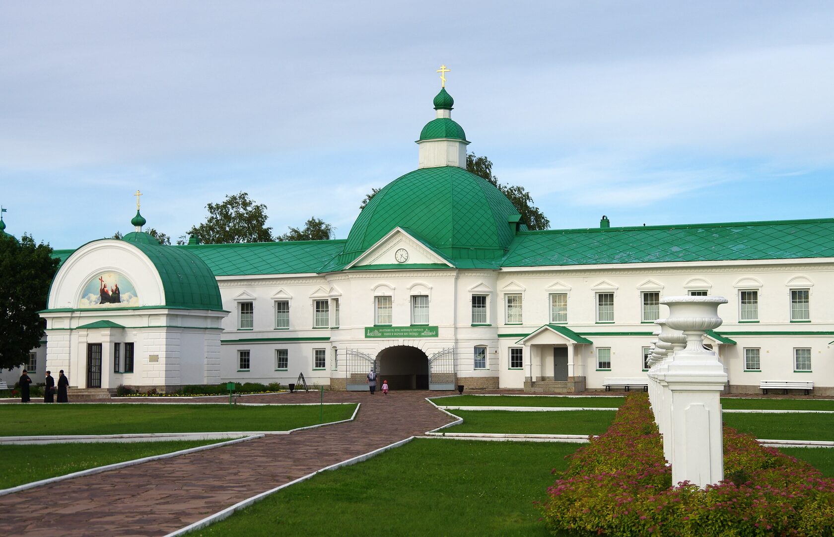 Свято-Троицкий Александро-Свирский мужской монастырь в Лодейном Поле