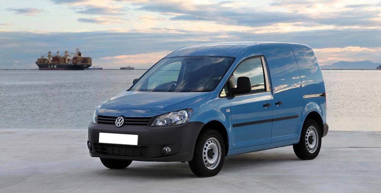 Обшивка салона Volkswagen Caddy.