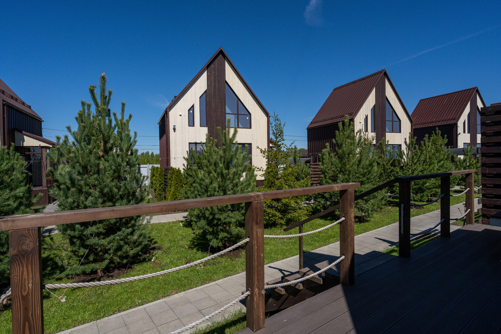 Pavlove Village — аренда домов посуточно в Подмосковье.