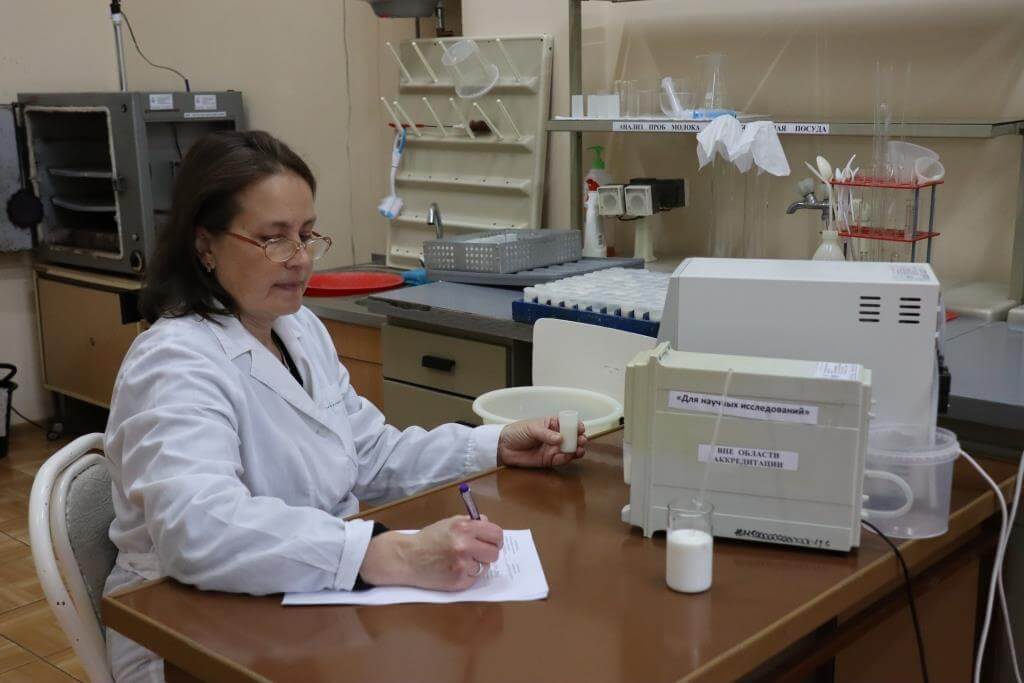 Лабораторные анализы Краснодар, лабораторные испытания, химический анализ воды, анализ кормов, анализ почвы, пробы воды Краснодар, анализ пищевой продукции, определение белка жира плотности молока