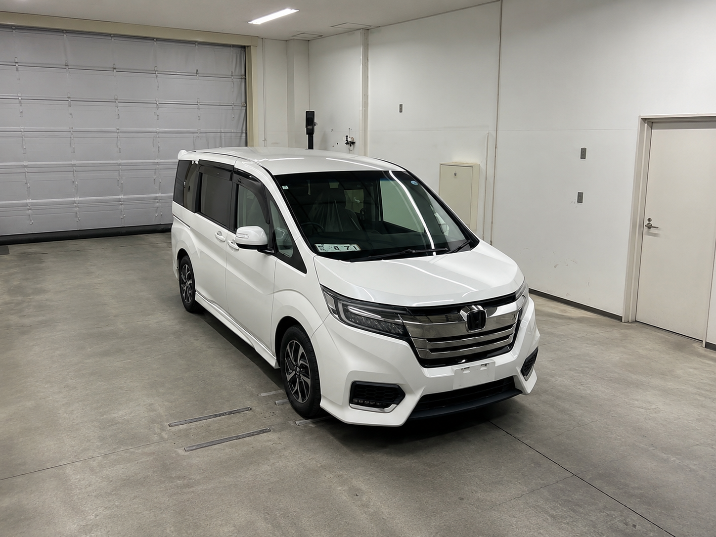 HONDA STEP WAGON SPADA