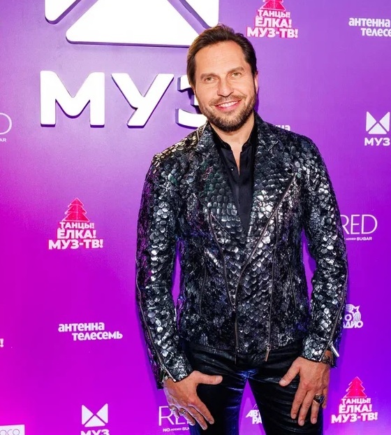 дискотека «Танцы! Ёлка! МУЗ-ТВ!»