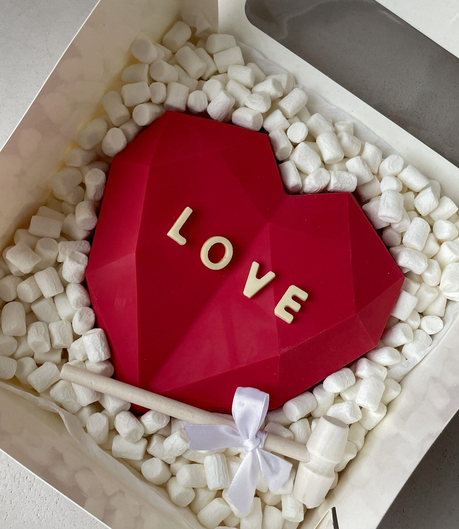 Купить фруктовый букет для женщины в день рождения, доступная цена