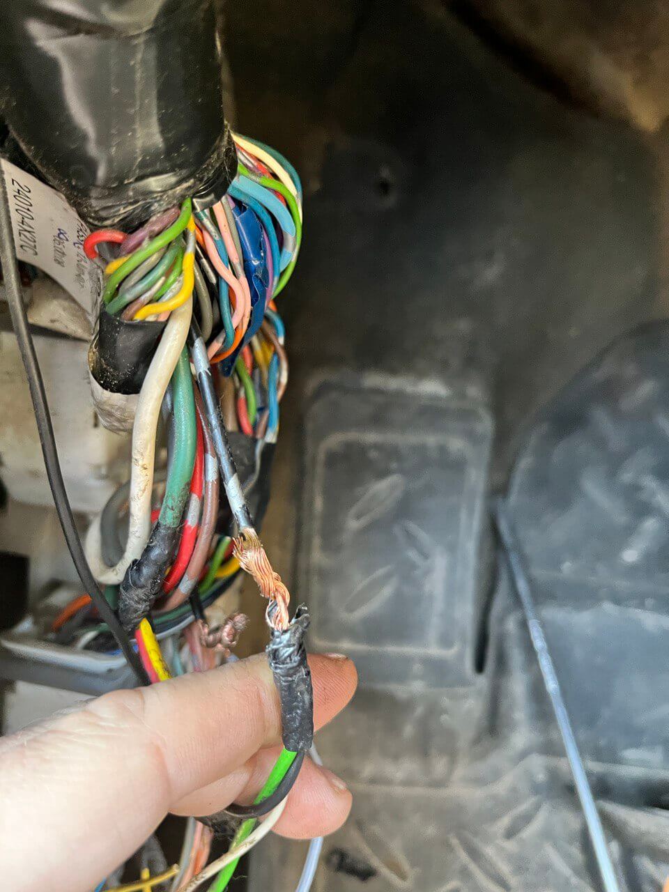 Автоэлектрик с выездом в Спб