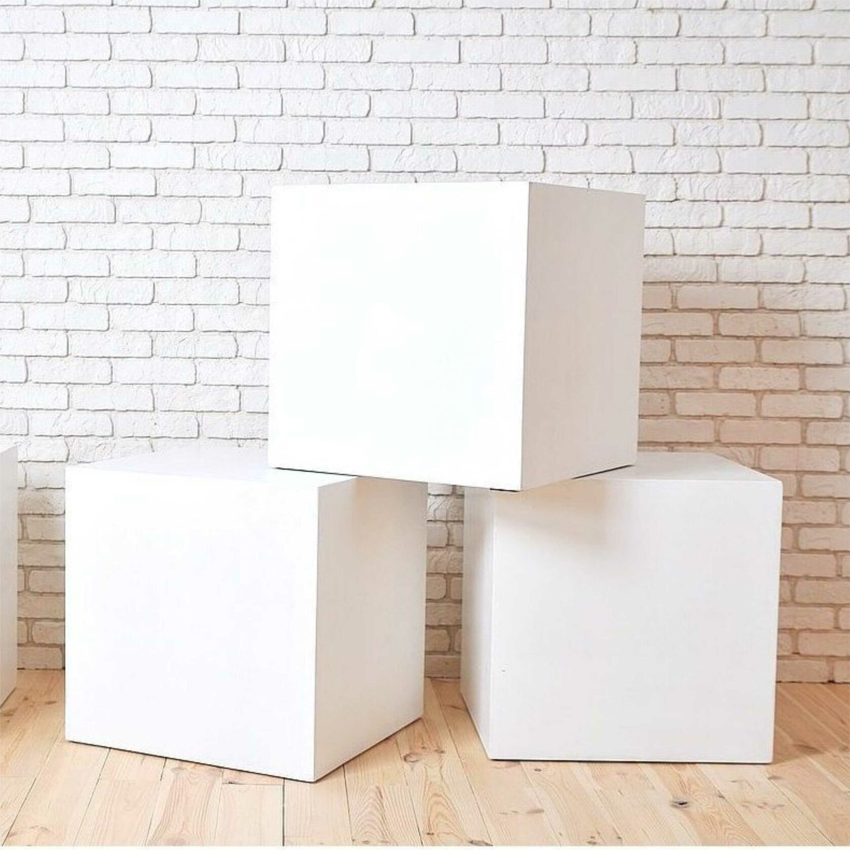 Купить куб барнаул. Cube White (куб Вайт). Куб гипсовый. Куб белый матовый 50см. Кубы для фотостудии.