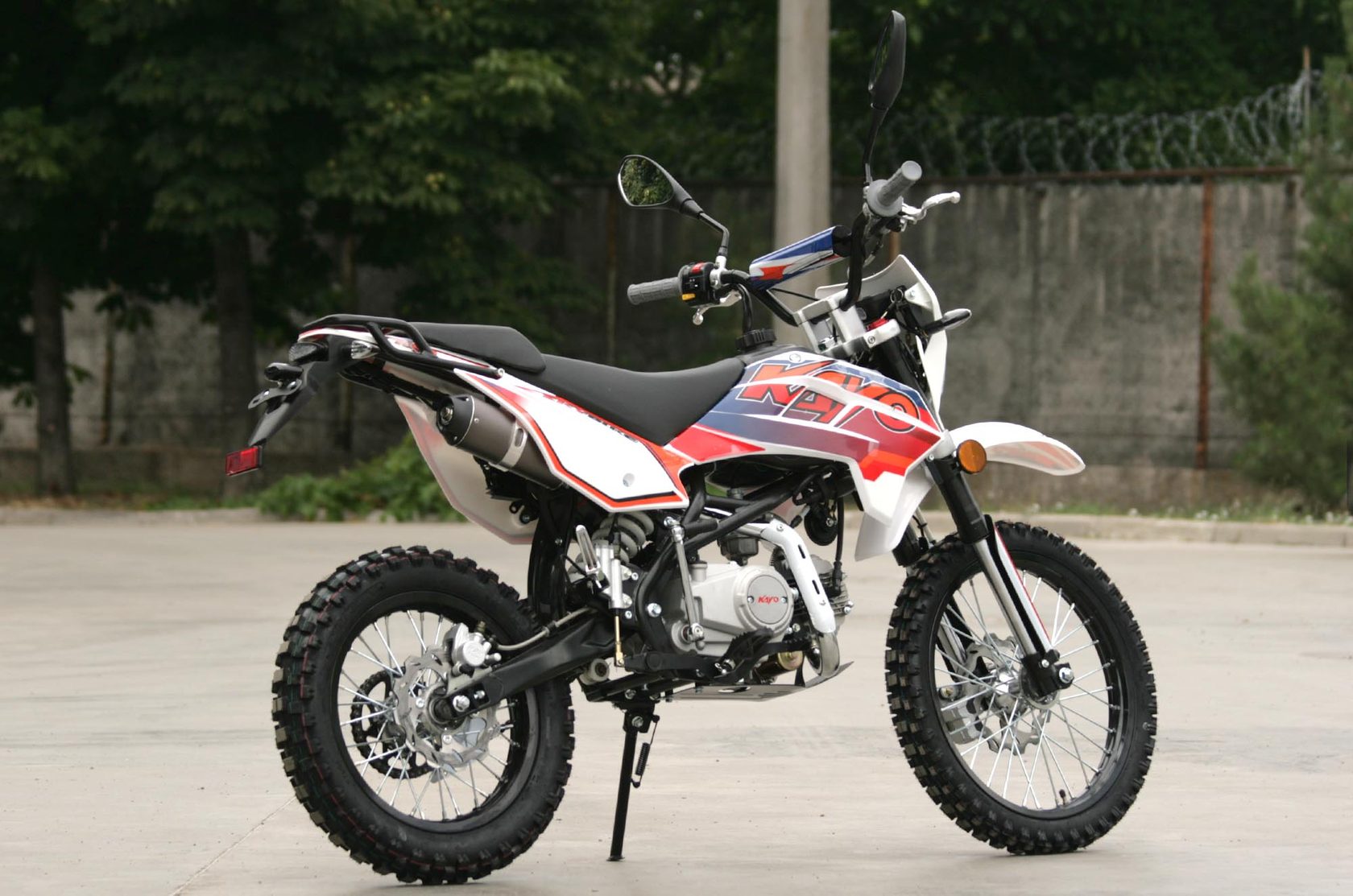 Kayo tt125. Питбайк Kayo tt125. Kayo TT 125 2022. Kayo TT 125 зелено желто белый. Максимальная скорость Kayo tt125.