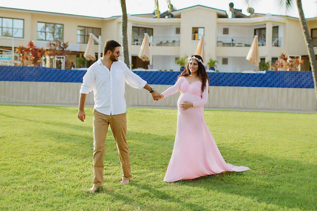 Capturing the Beauty of Motherhood: Maternity Photography on Mombasa's Jumeirah Beach