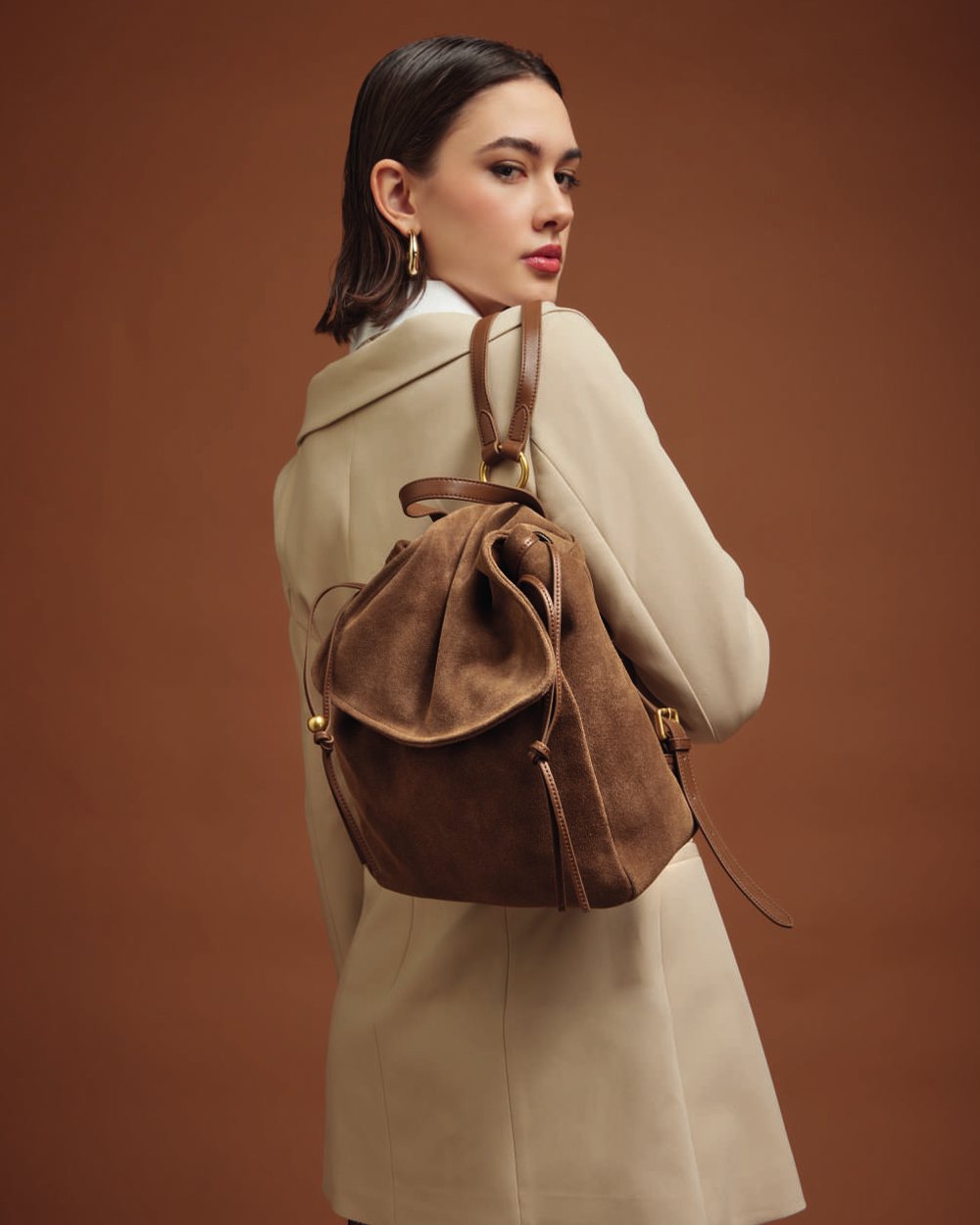 House of Florence Autumn-Winter 2026: soft brown suede backpack