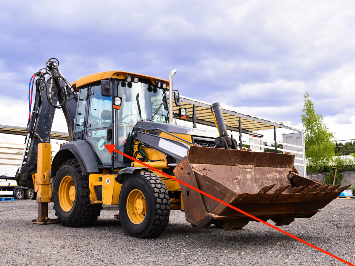 Дир погрузчик. Экскаватор погрузчик John Deere 325j. John Deere 325 SL. Экскаватор-погрузчик John Deere 325j управление. Экскаватор-погрузчик John Deere 325j 2011г..