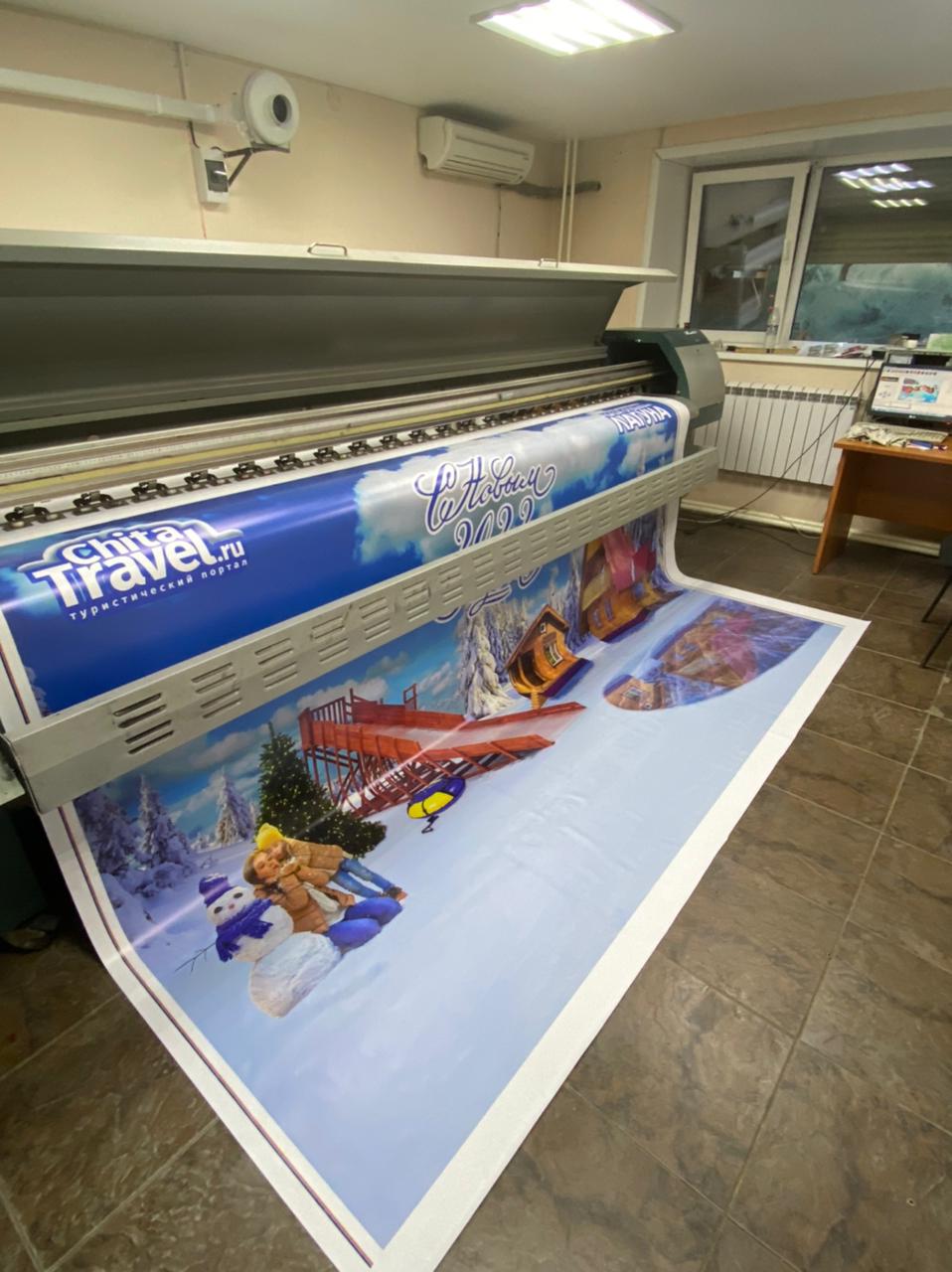 Как натянуть баннер на потолок - 95 фото