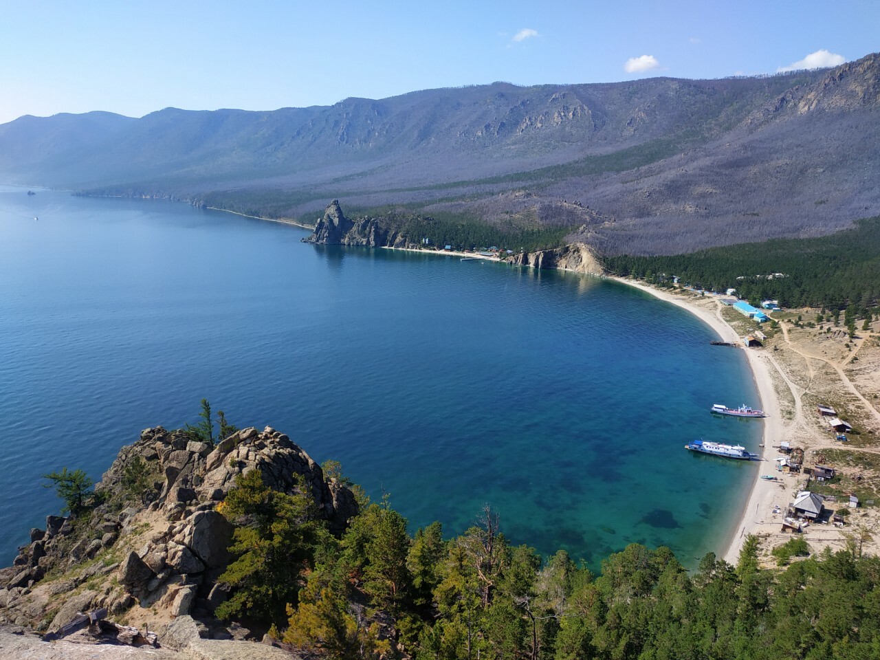 Большое голоустное фото