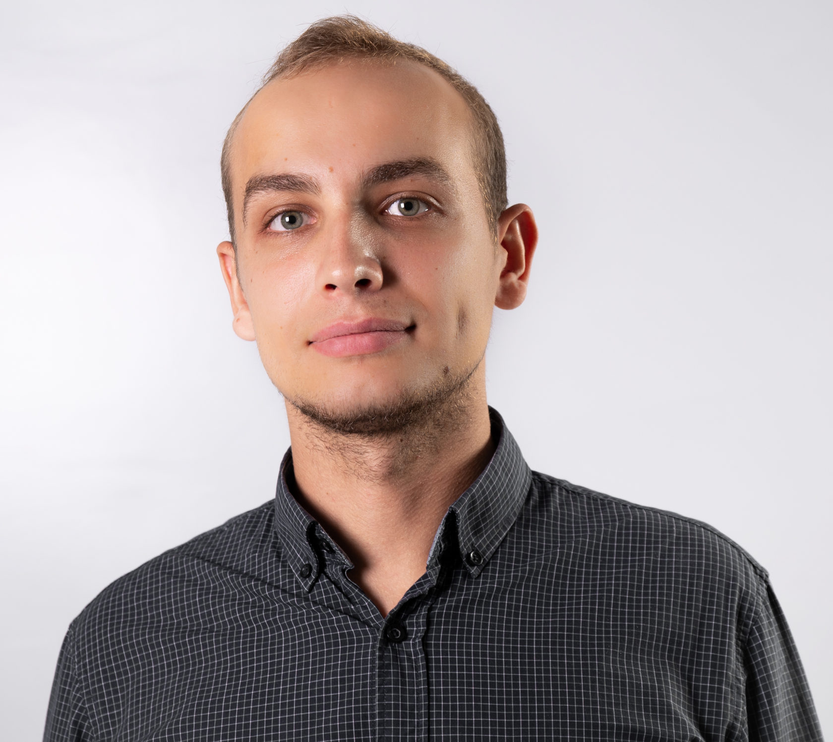 Евгений Тхор