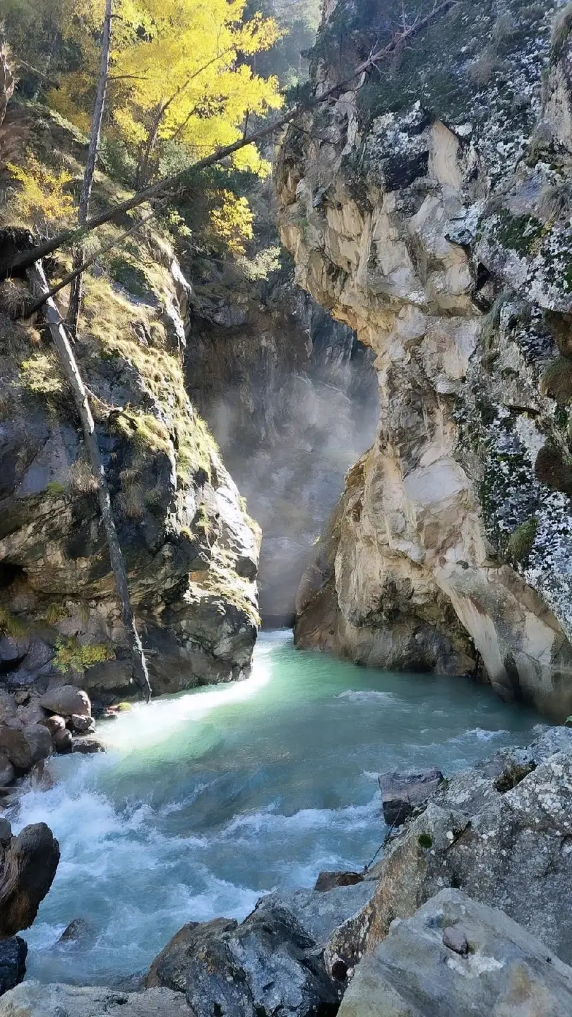 Река в Уллу-Тау Ущелье Адыр-су