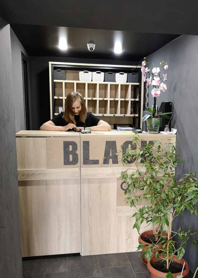 Хостел ресепшн | Тюмень Black хостел 