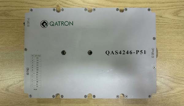 Рис. 4. Твердотельный усилитель Qatron в герметичном корпусе